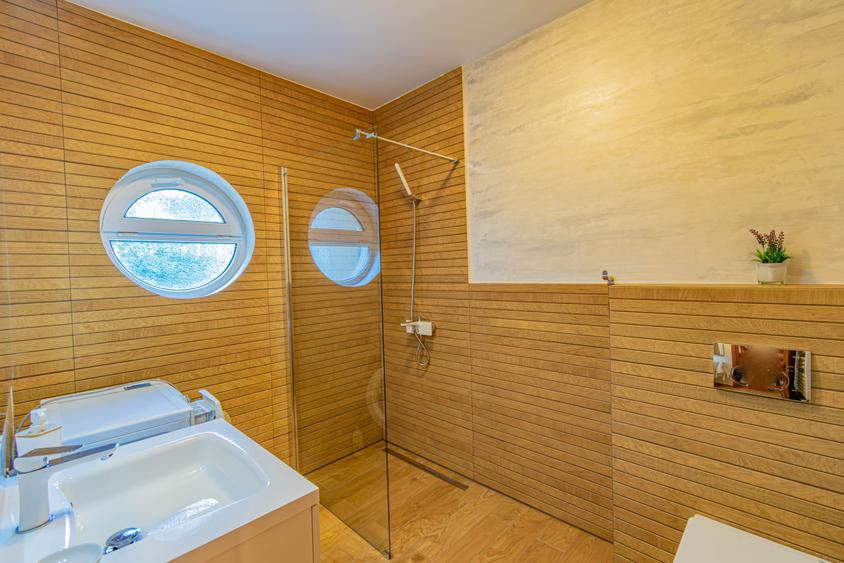 Casă individuală cu 5 camere cu Canalizare în Corbeanca