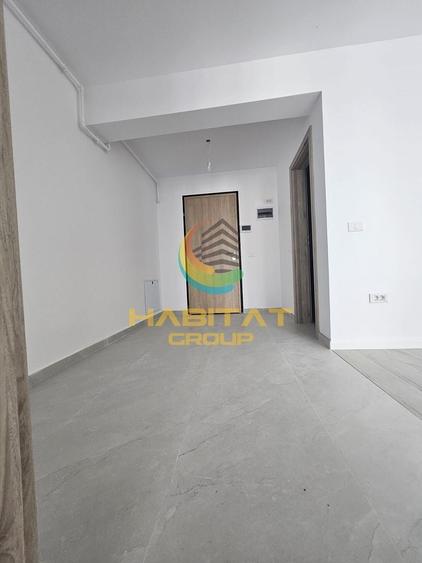 Garsonieră decomandată în Central