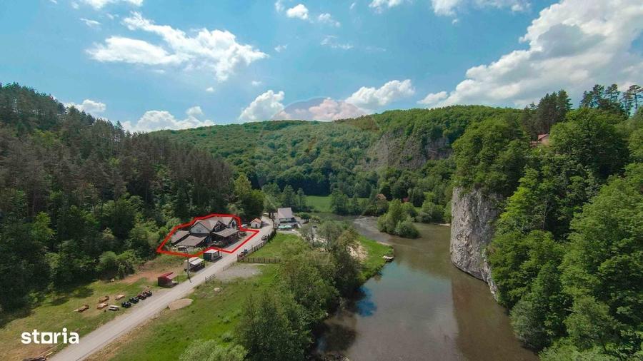 Spațiu comercial, de 320 mp, în Șuncuiuș