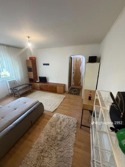 Casă cu 2 camere în Humulești
