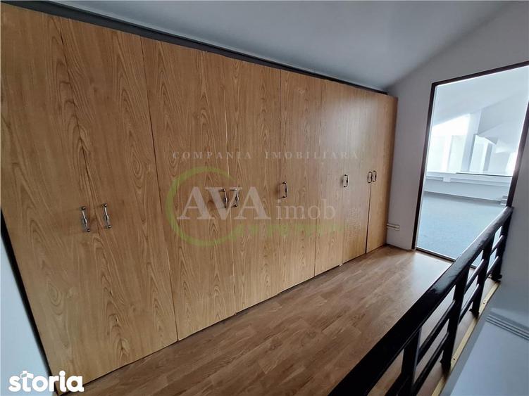 Casă cu 6 camere cu Teren 400 Mp în Central