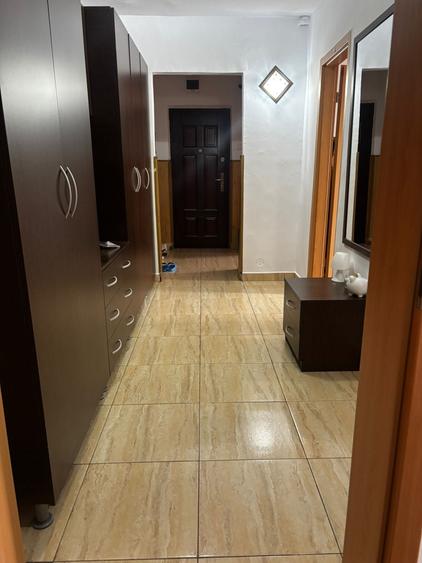 Apartament cu 2 camere decomandat în Mihai Viteazul