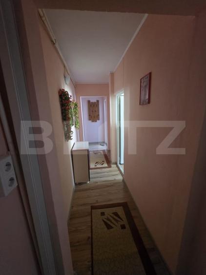 Apartament cu 2 camere, 37 mp, zona Micro 40 - 7