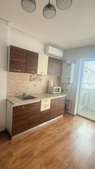 Apartament cu 2 camere semidecomandat în Dristor
