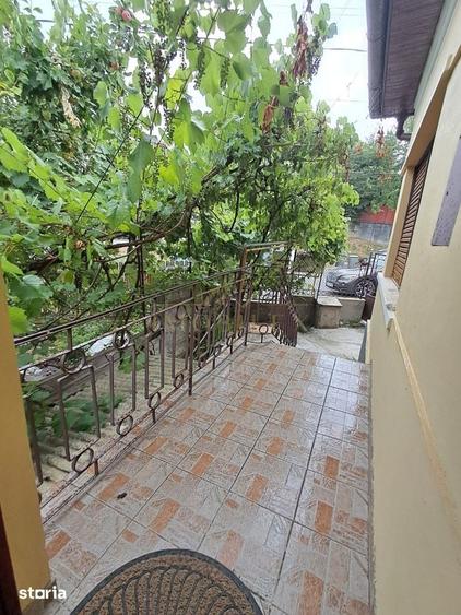 Casa P+1 cu doua apartamente independente, teren de 385 mp Dambul - 11