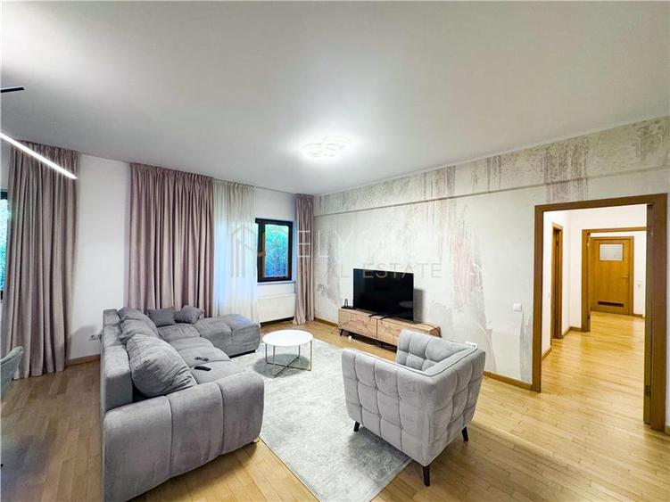 Apartament cu 4 camere decomandat, mobilat în Herăstrău