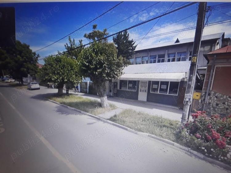Spațiu comercial, de 1,500 mp, în Roșiori de Vede
