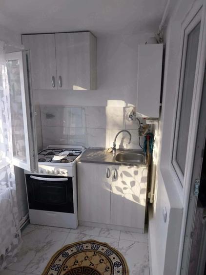 Garsonieră decomandată în Micro 40