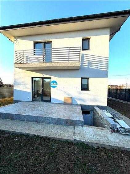 Casă individuală cu 4 camere cu Canalizare în Vorovești