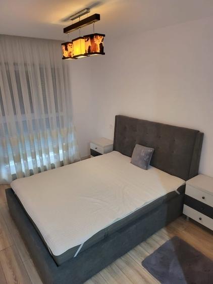 Apartament cu 2 camere semidecomandat, mobilat în Pantelimon