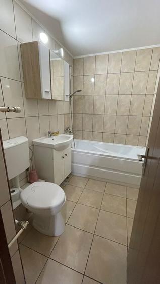 Apartament cu 2 camere decomandat în Rogerius