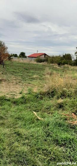 Teren de 1100 mp, în Odaia Manolache