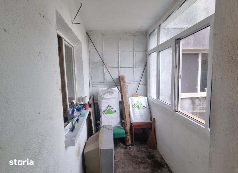 Apartament cu 2 camere decomandat în Nicolina