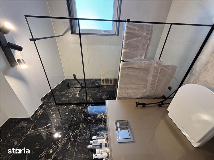 Casă cu 4 camere cu Teren 350 Mp în Groși