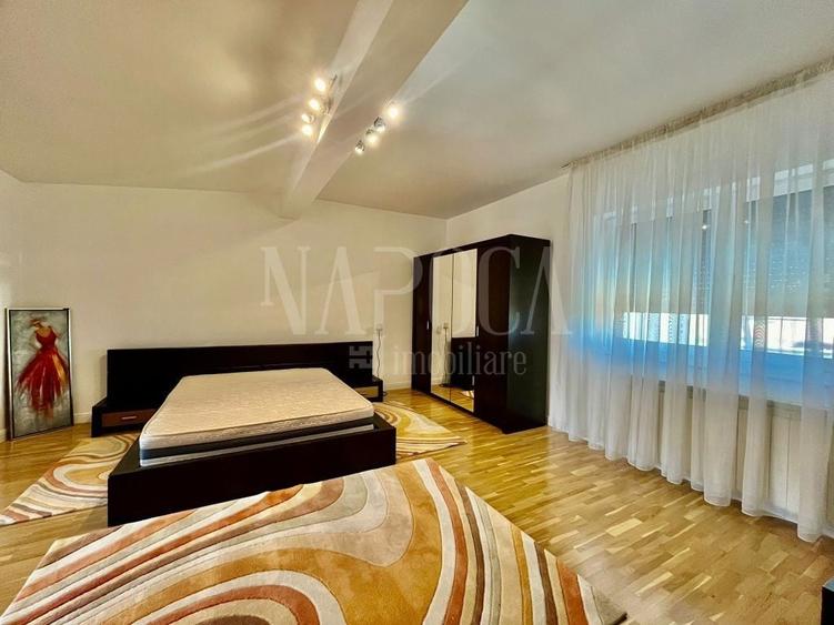 Duplex cu 8 camere cu Canalizare în Andrei Mureșanu