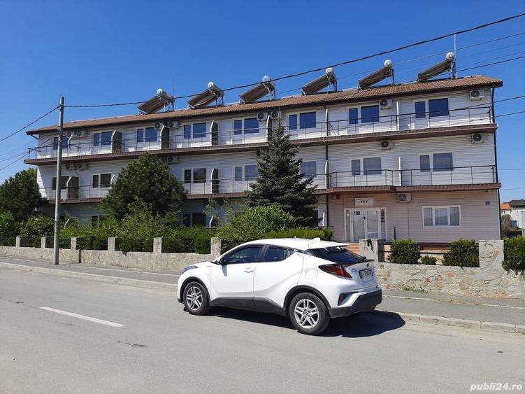 Casă cu 6 camere cu Teren 1200 Mp în Costinești