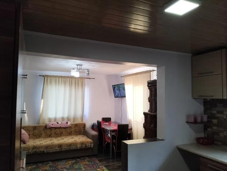 Casă cu 3 camere cu Teren 880 Mp în Nișcov