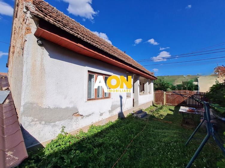 Casă individuală cu 2 camere cu Canalizare în Ciugud