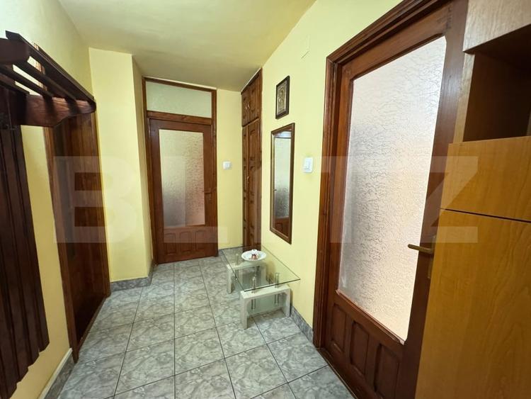 Apartament de inchiriat, 3 camere, 78 mp, decomandat, George Enescu - 11