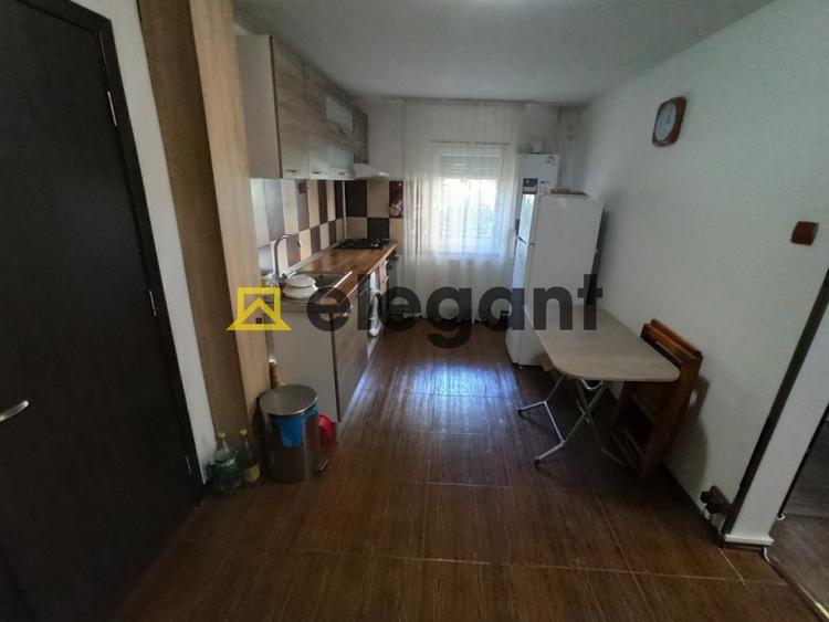 Apartament cu 3 camere decomandat, mobilat în Rovine