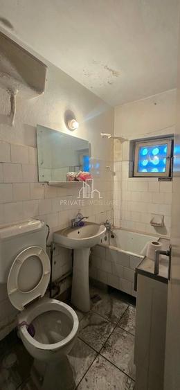 Apartament cu 3 camere decomandat în Est