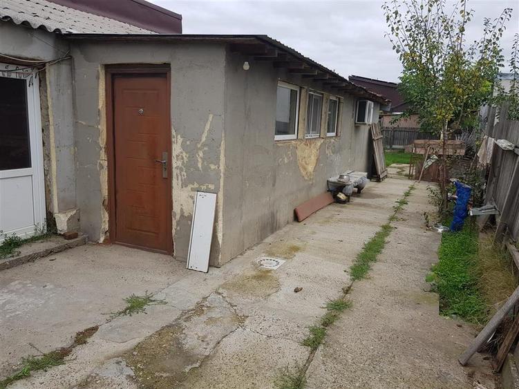 Casă individuală cu 1 camere cu Canalizare în Brăilița