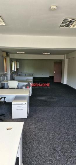 Birou, de 93 mp, în Răcădău