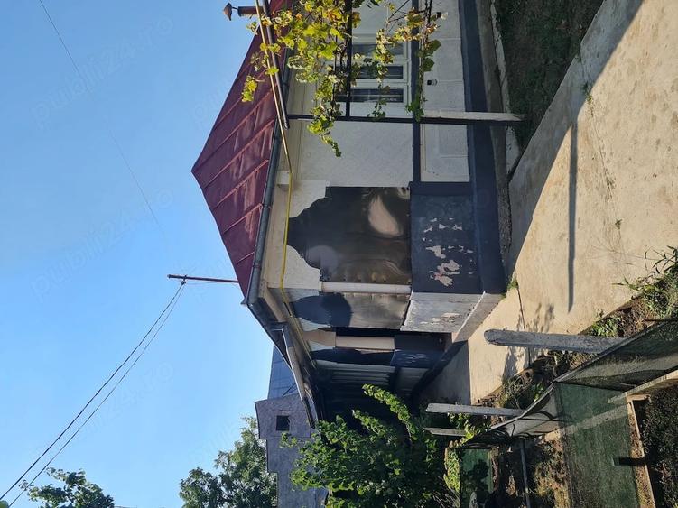 Casă cu 3 camere cu Teren 310 Mp în Central
