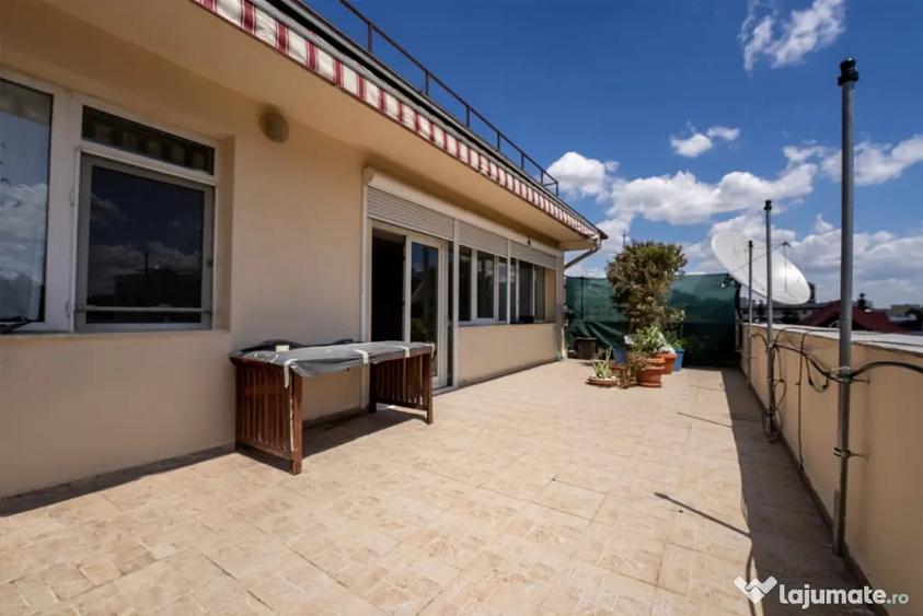 Apartament cu 4 camere decomandat în Dorobanți