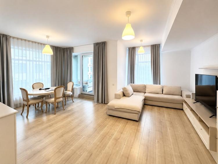 Apartament cu 3 camere în Barbu Văcărescu