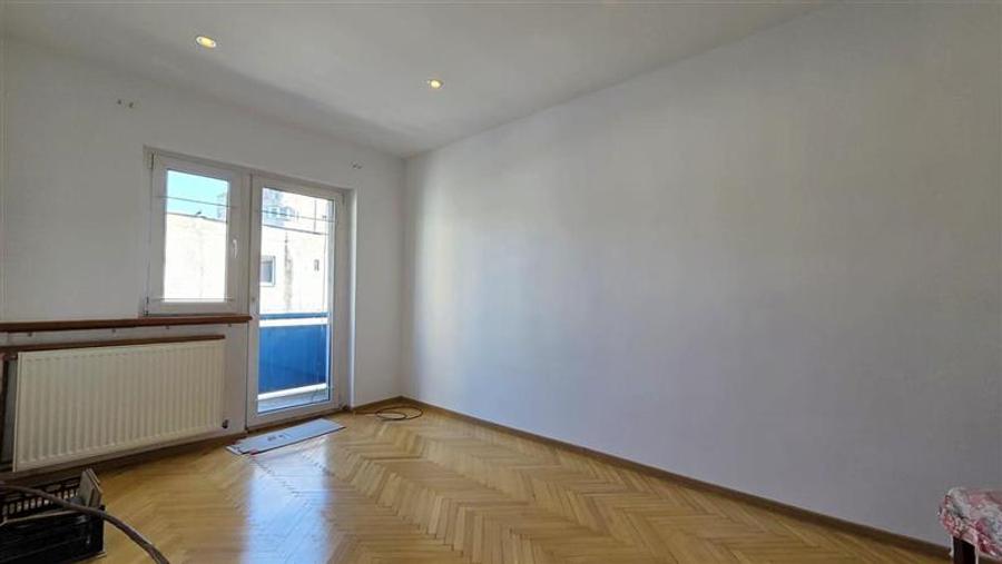 Apartament cu 3 camere decomandat în Fabric