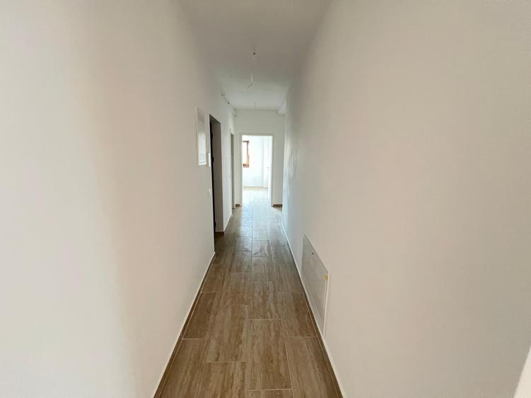 Apartament cu 3 camere decomandat în Sânpetru
