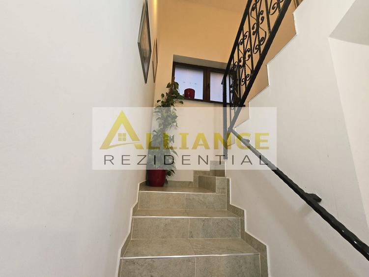 Casă individuală cu 5 camere cu Canalizare în Berceni