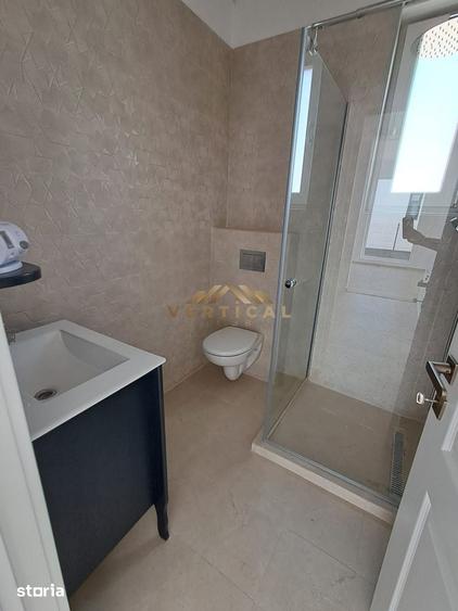 Casă cu 3 camere cu Teren 453 Mp în Vidra