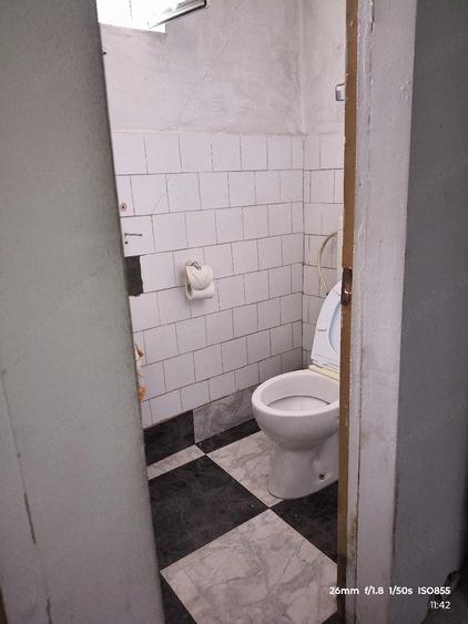 Spațiu comercial, de 80 mp, în Iosia
