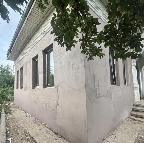 Casă cu 4 camere în Boldu