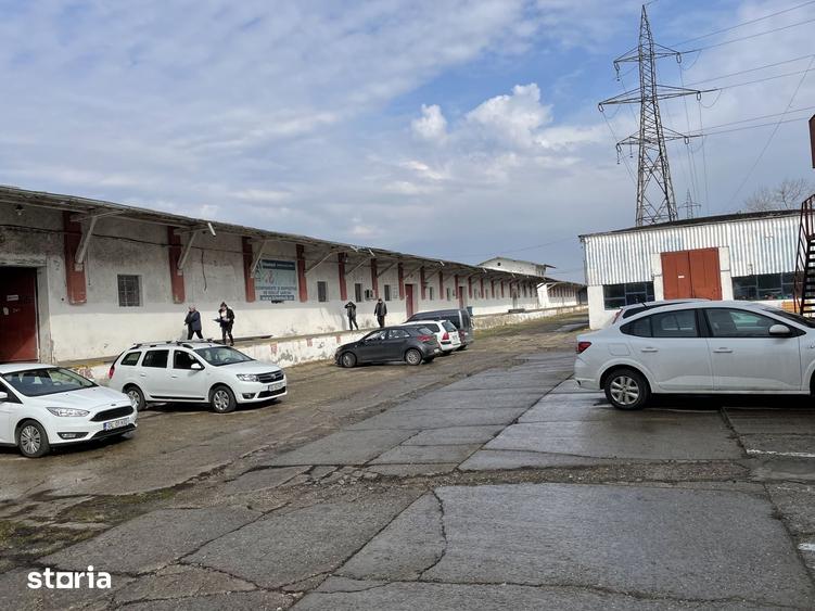 Spațiu comercial, de 400 mp, în Central