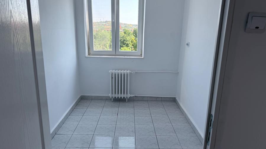 Apartament 2 camere de inchiriat, str. Dacia langa Palatul Baroc - 3