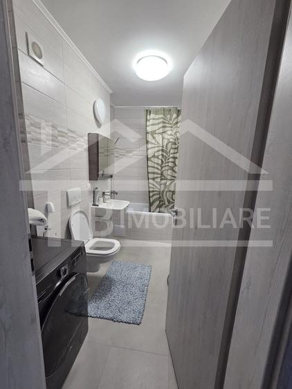 Apartament cu 3 camere decomandat în Libertății