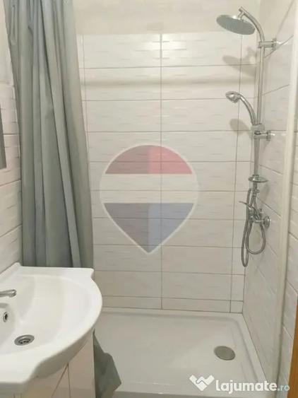 Apartament cu 2 camere decomandat în Sud