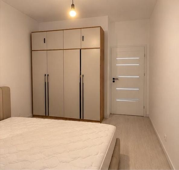 Apartament cu 2 camere semidecomandat în Florești