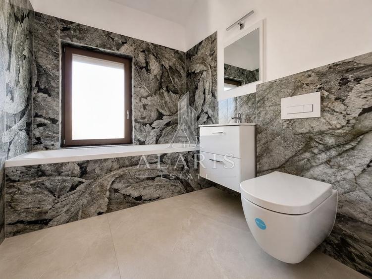 Casă individuală cu 4 camere cu Canalizare în Dumbrăvița