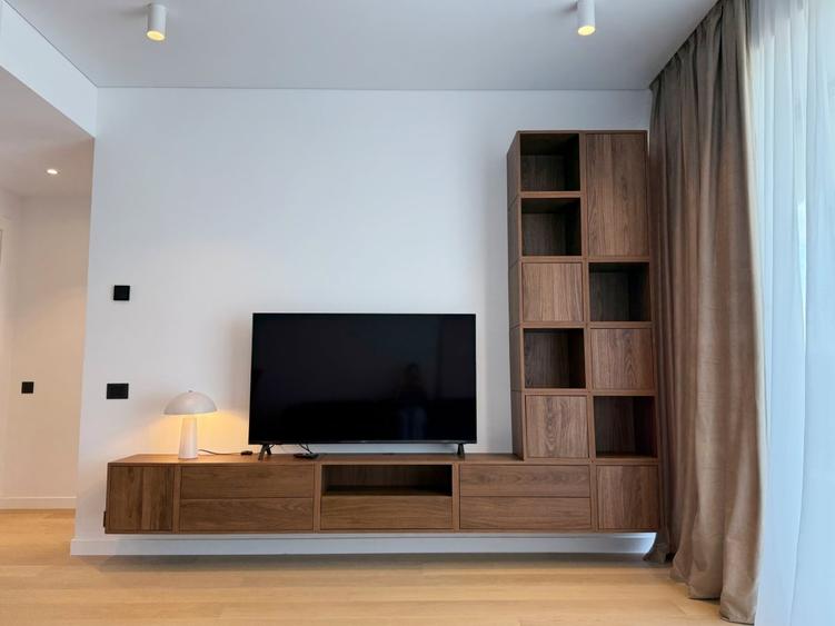 Apartament cu 2 camere semidecomandat în Pipera