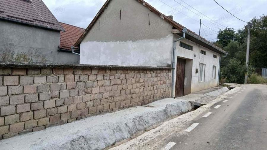 Casă cu 2 camere cu Teren 296 Mp în Teregova