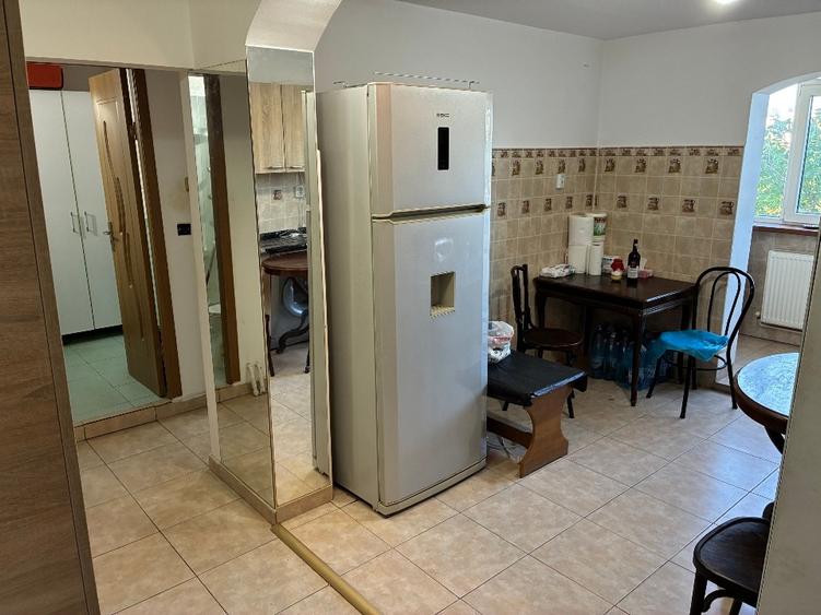 Apartament cu 2 camere decomandat în Rahova