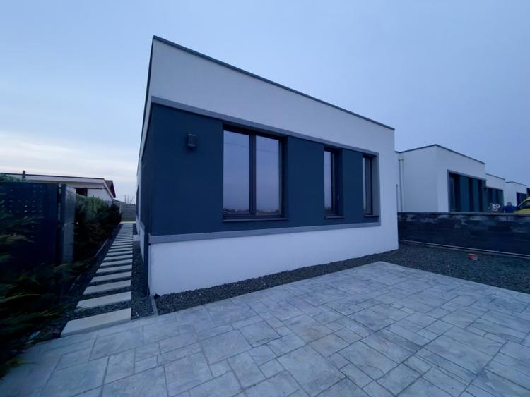 Duplex 4 camere, despartit prin dressing, 93mp, 360 mp teren in Urseni - 1