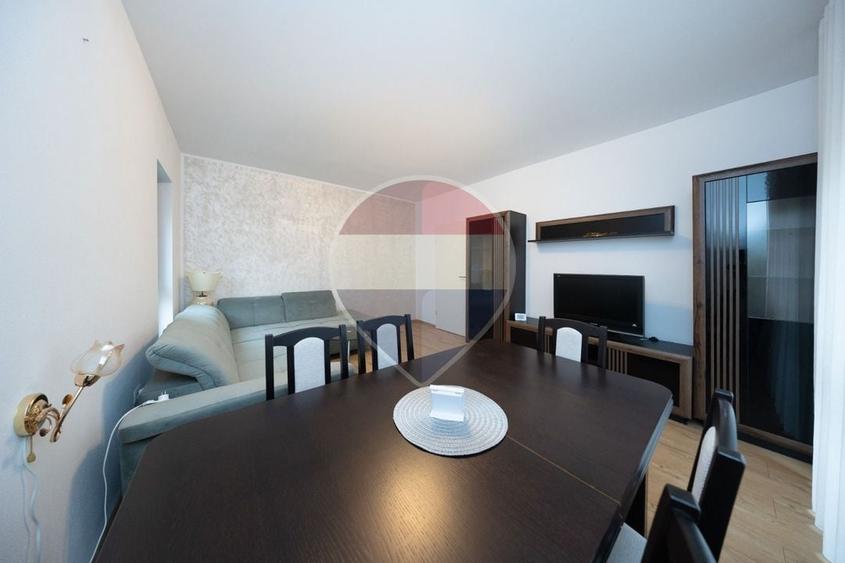 Apartament cu 2 camere, mobilat în Sânpetru