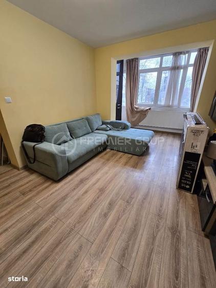 Apartament cu 2 camere semidecomandat în Podu Roș