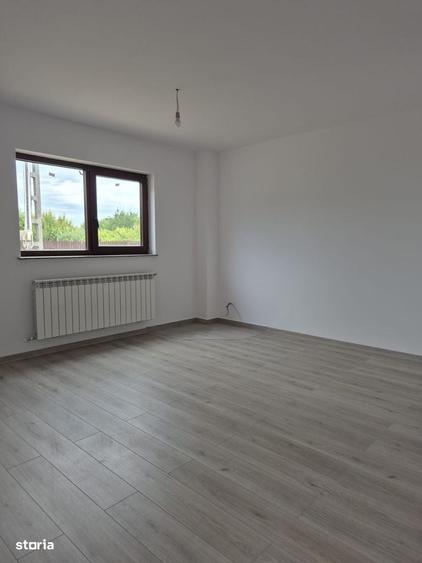 Casă cu 4 camere cu Teren 540 Mp în Măgura