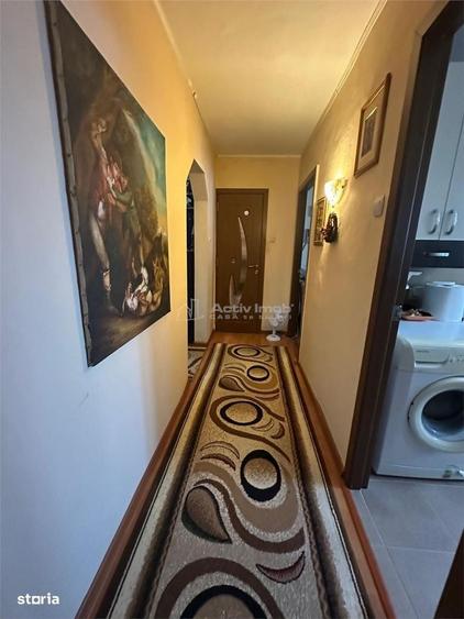 Apartament cu 3 camere decomandat în Central